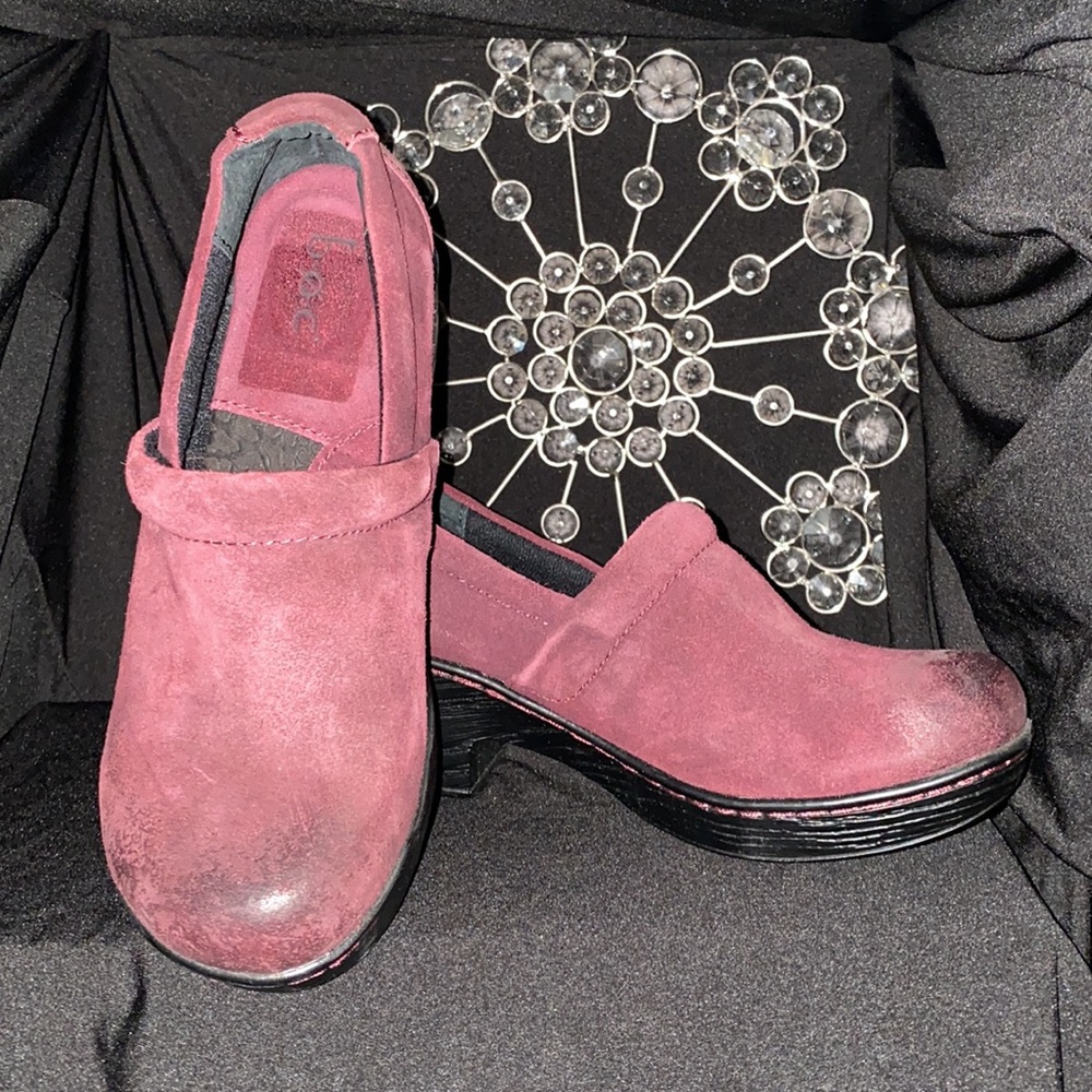 ❄️B.O.C. Burgundy Clogs!❄️ - Picture 2 of 9